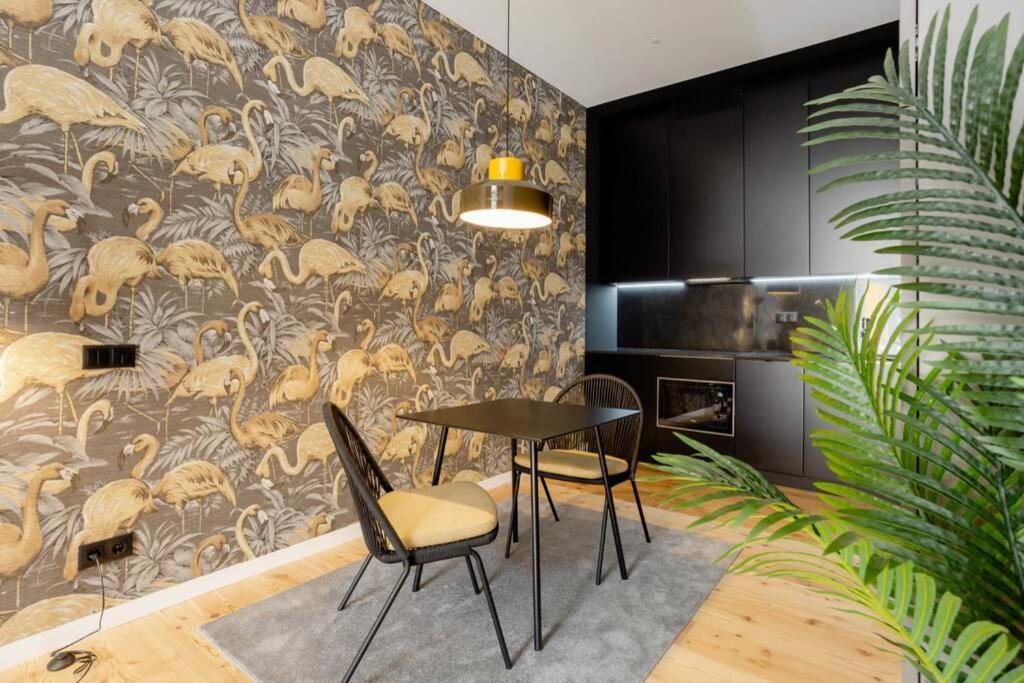Boutique Rentals-Art & Charm II Apt W/ Terrace Porto Eksteriør bilde